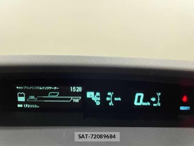 Toyota PRIUS 2011-08 7619318-8