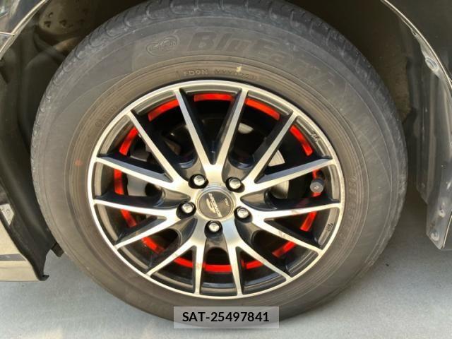 Toyota PRIUS 2016-06 7619289-11