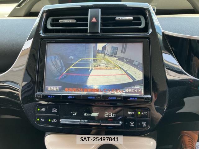 Toyota PRIUS 2016-06 7619289-26