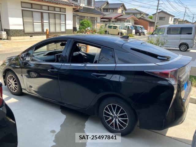 Toyota PRIUS 2016-06 7619289-5