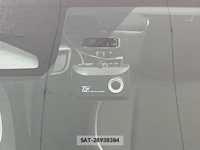 Toyota PRIUS 2024-04 7619227-5