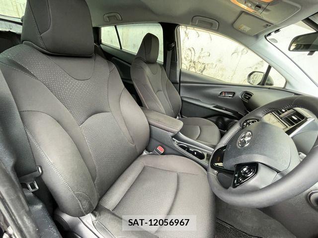 Toyota PRIUS 2019-11 7619269-12