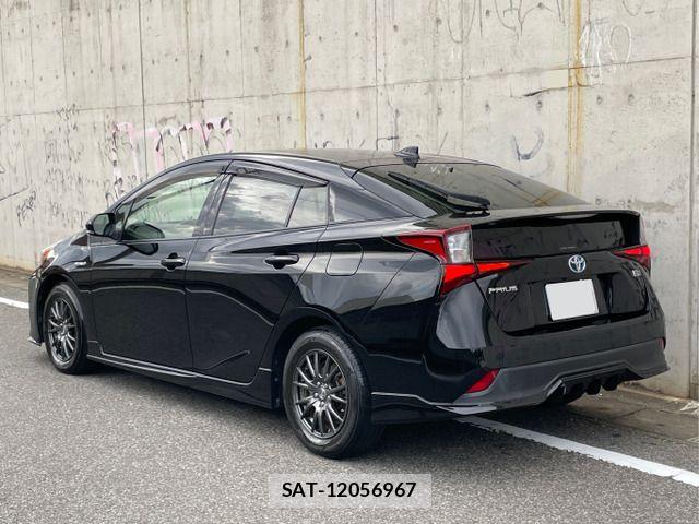 Toyota PRIUS 2019-11 7619269-5