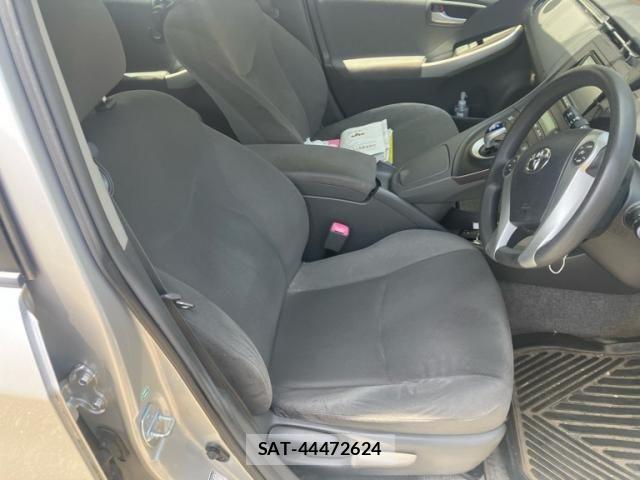 Toyota PRIUS 2012-01 7619343-15