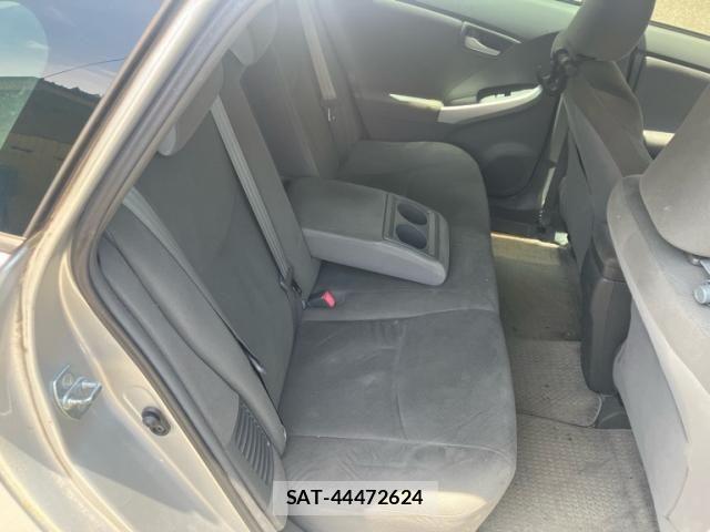 Toyota PRIUS 2012-01 7619343-16