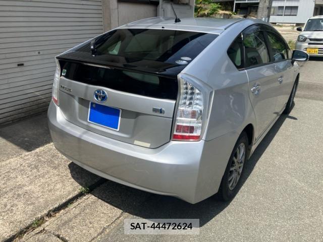 Toyota PRIUS 2012-01 7619343-3