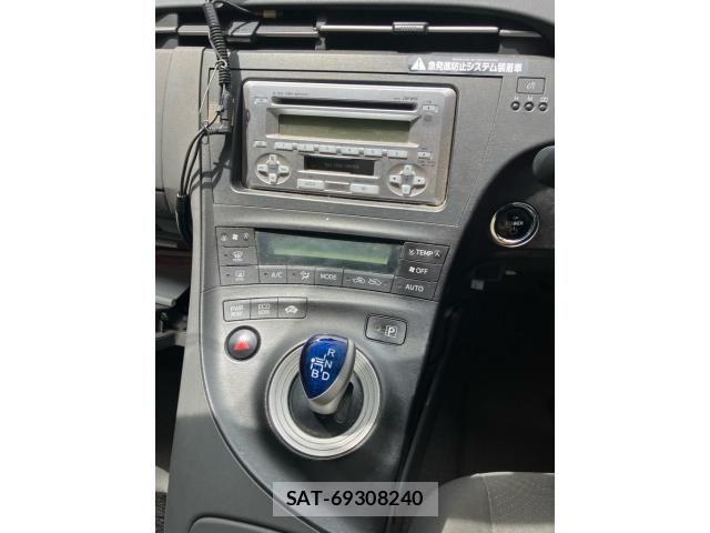 Toyota PRIUS 2010-03 7619344-12