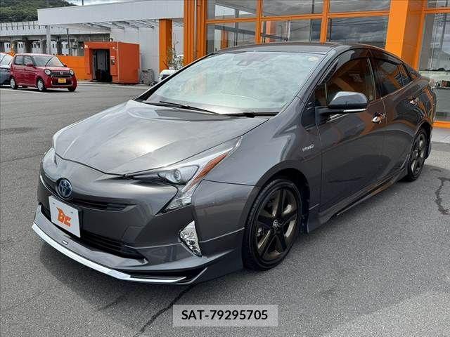 Toyota PRIUS 2017-09 7619258-9