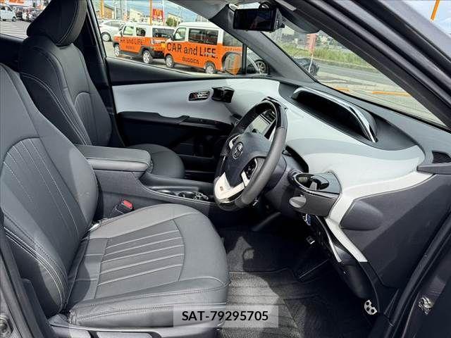 Toyota PRIUS 2017-09 7619258-15