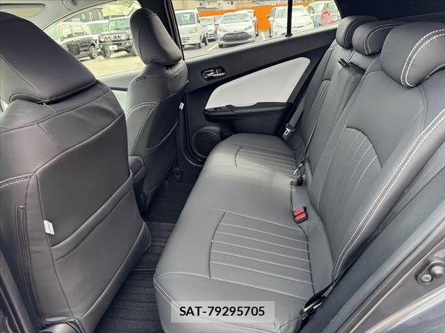 Toyota PRIUS 2017-09 7619258-18