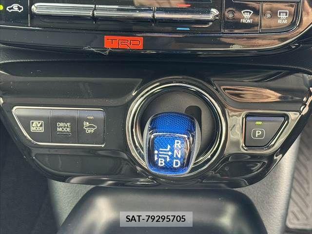 Toyota PRIUS 2017-09 7619258-23