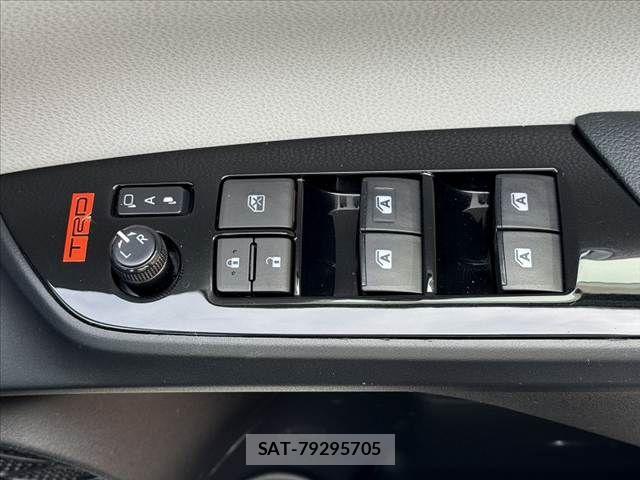 Toyota PRIUS 2017-09 7619258-27