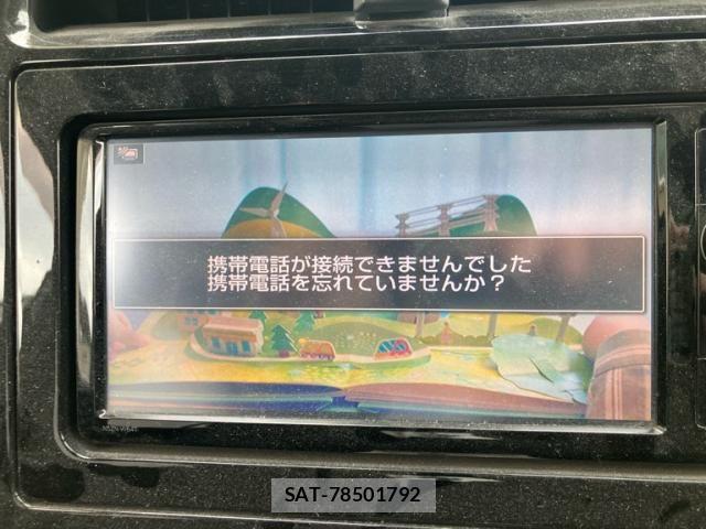 Toyota PRIUS 2016-02 7619303-16