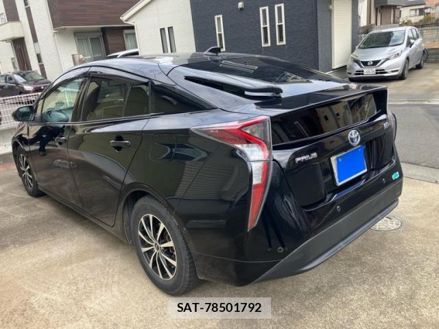 Toyota PRIUS 2016-02 7619303-4