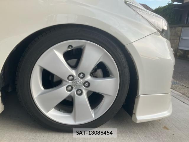 Toyota PRIUS 2013-04 7619317-9