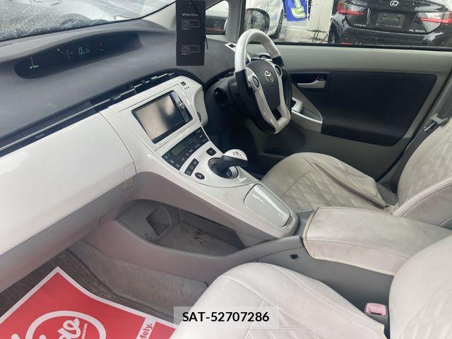 Toyota PRIUS 2011-10 7619319-18