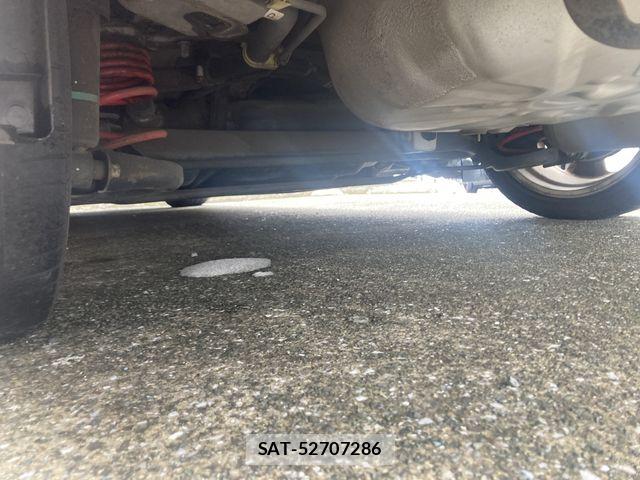 Toyota PRIUS 2011-10 7619319-28