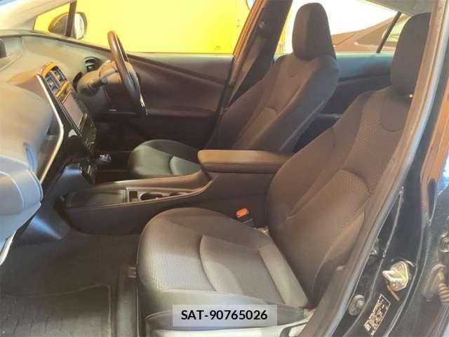 Toyota PRIUS 2020-03 7619249-11