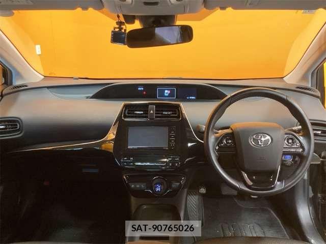 Toyota PRIUS 2020-03 7619249-16