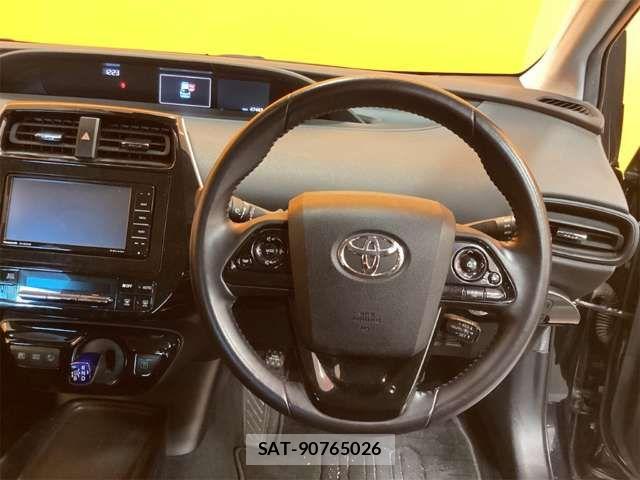 Toyota PRIUS 2020-03 7619249-17