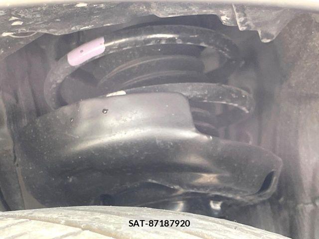 Toyota PRIUS 2024-09 7619233-19