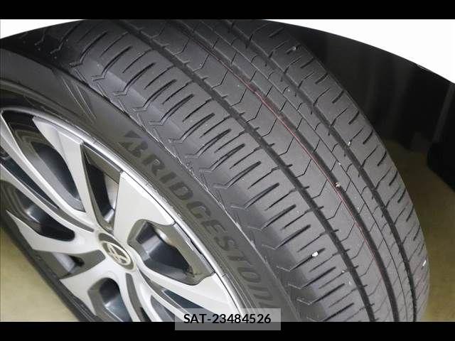 Toyota PRIUS 2019-03 7619264-23