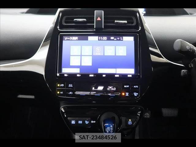 Toyota PRIUS 2019-03 7619264-28