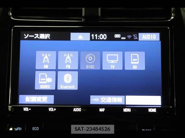 Toyota PRIUS 2019-03 7619264-29