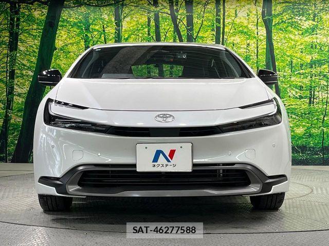 Toyota PRIUS 2026-02 7619211-13