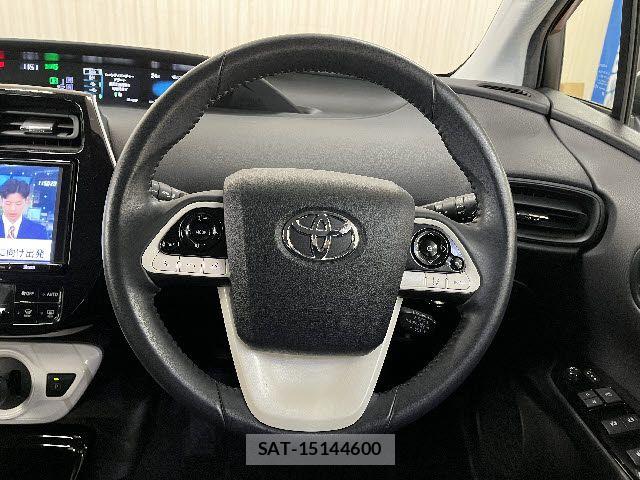 Toyota PRIUS 2018-05 7619252-13