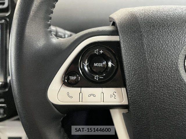 Toyota PRIUS 2018-05 7619252-16