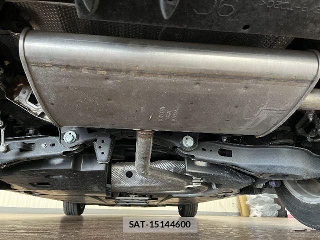 Toyota PRIUS 2018-05 7619252-23