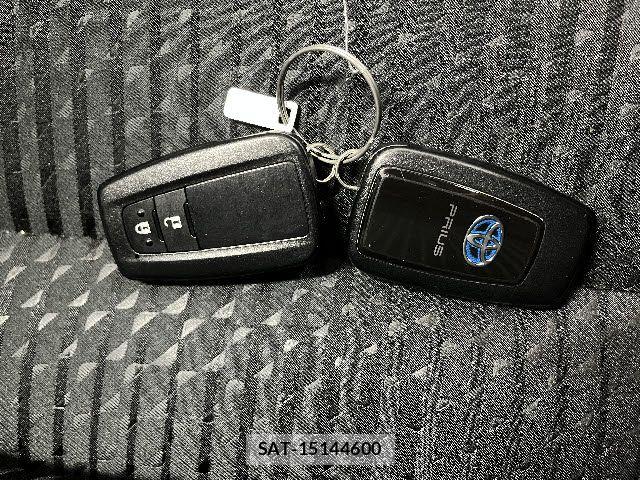 Toyota PRIUS 2018-05 7619252-25
