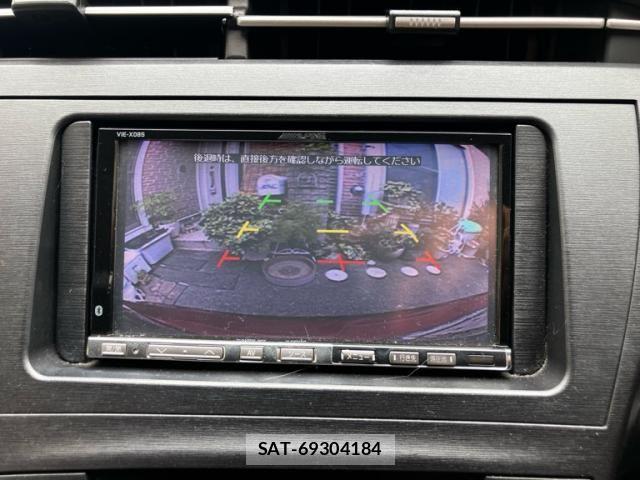Toyota PRIUS 2011-08 7619329-20