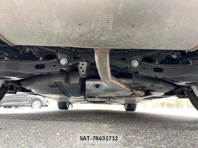 Toyota PRIUS 2023-08 7619235-18