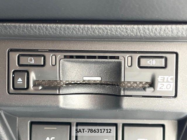 Toyota PRIUS 2023-08 7619235-7