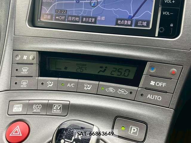 Toyota PRIUS 2014-09 7619295-10