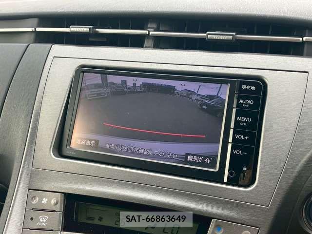 Toyota PRIUS 2014-09 7619295-1