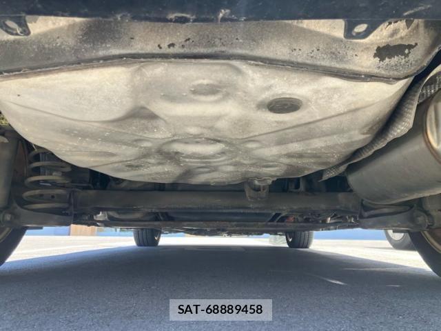 Toyota PRIUS 2010-06 7619353-5