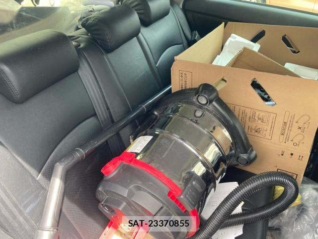 Toyota PRIUS 2012-04 7619345-9