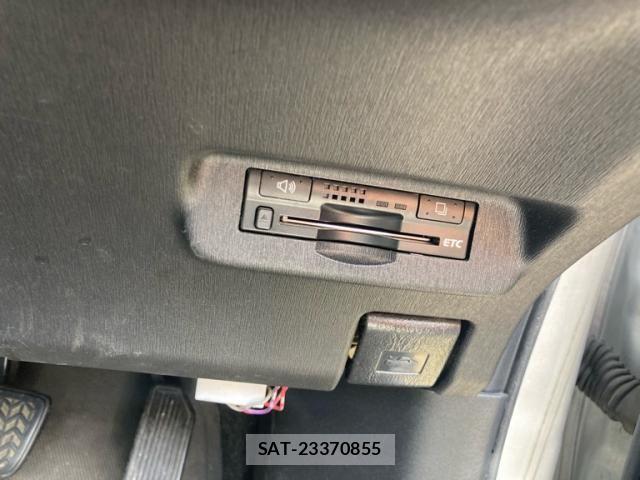 Toyota PRIUS 2012-04 7619345-13