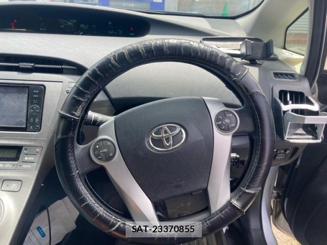 Toyota PRIUS 2012-04 7619345-14