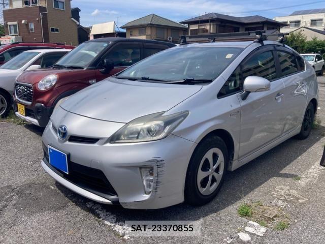 Toyota PRIUS 2012-04 7619345-1