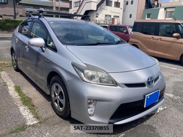 Toyota PRIUS 2012-04 7619345-2
