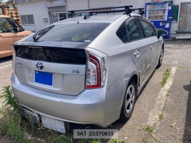 Toyota PRIUS 2012-04 7619345-3