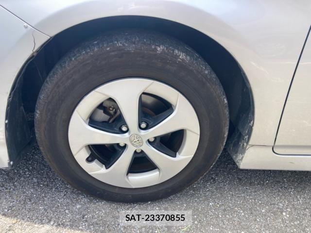 Toyota PRIUS 2012-04 7619345-7