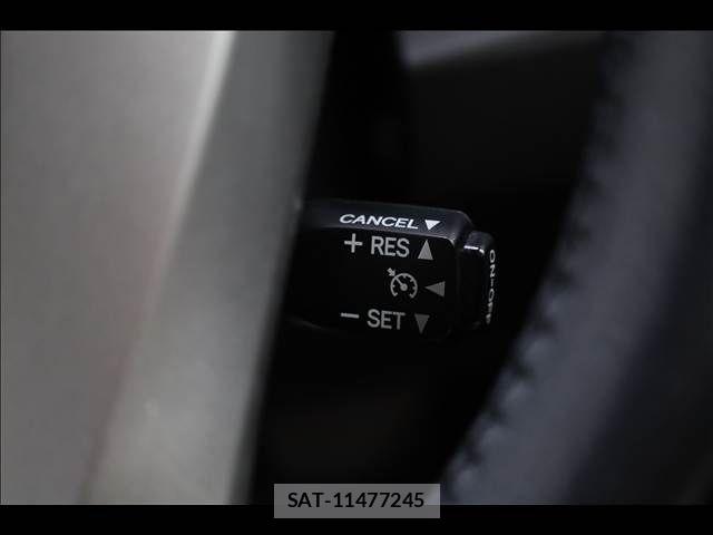 Toyota PRIUS 2015-03 7619296-7