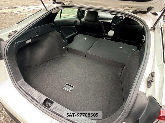 Toyota PRIUS 2022-06 7619247-26