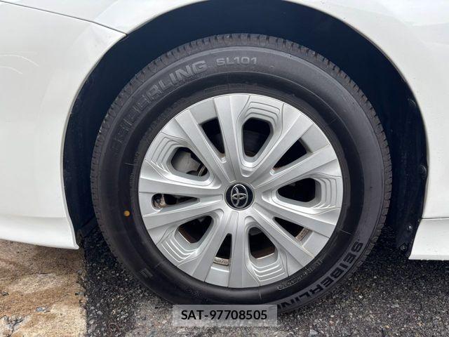 Toyota PRIUS 2022-06 7619247-29