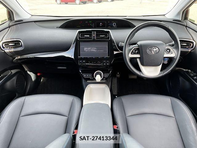 Toyota PRIUS 2017-09 7619268-1